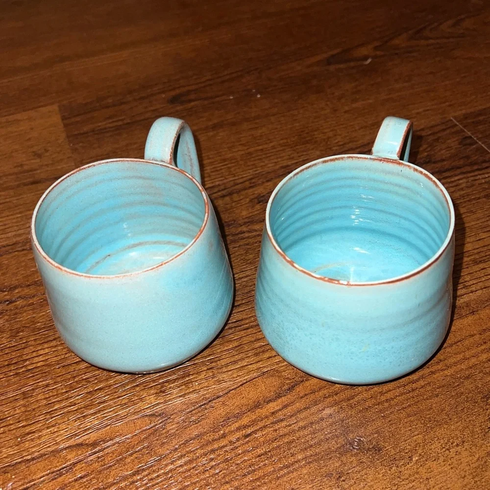 (2) Vintage Turquoise Glazed Ceramic Stoneware Pottery Small Rustic Decor Mugs - Picture 5 of 8